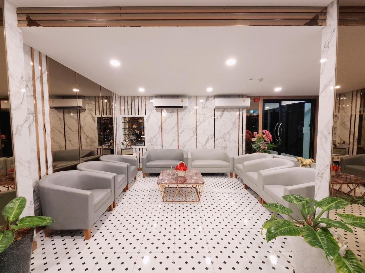 Nakara Hotel, אובון רטצ'תאני מראה חיצוני תמונה