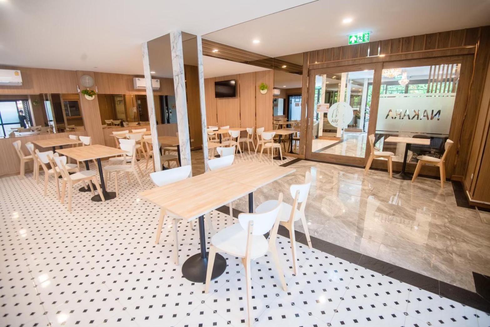 Nakara Hotel, אובון רטצ'תאני מראה חיצוני תמונה